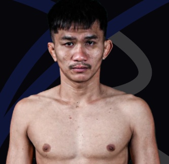 Petchake  Kiatjamroon - Muay Thai Fighter