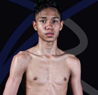Sueaphum Teenoikachin - Muay Thai Fighter