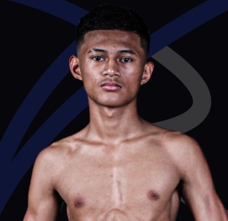 Knotmai Wor. Auracha - Muay Thai Fighter